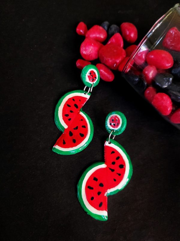 BEAUTIFUL CLAY DANGLE EARRINGS