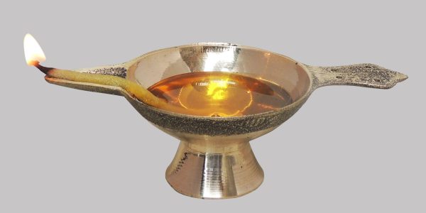 Brass Table Decor Oil Lamp Deepak No. 3 (FMAS626 D)