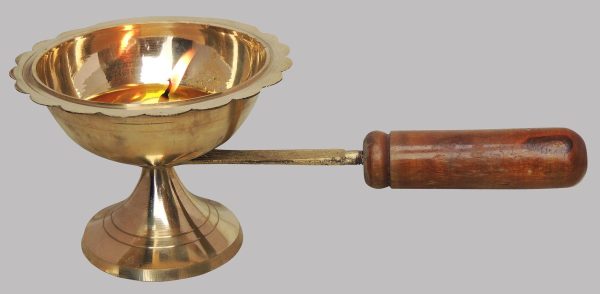 Brass Table Decor Oil Lamp Deepak With Wooden Handle (FMAS627 F)