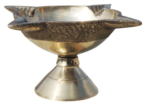 Brass Table Decor Oil Lamp Deepak 4 Wicks (FMAS633 B) - Image 3