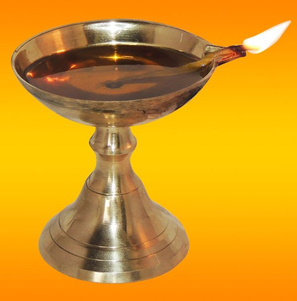 Brass Table Decor Panti Stand Deepak No. 1 (FMAS685 A)